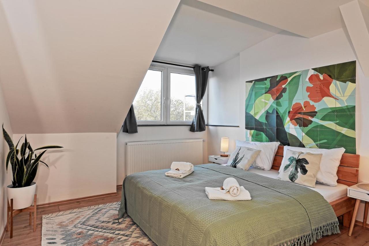 Stay&Dream - 75M² - Two Bedrooms - Kitchen - Netflix Essen Bagian luar foto