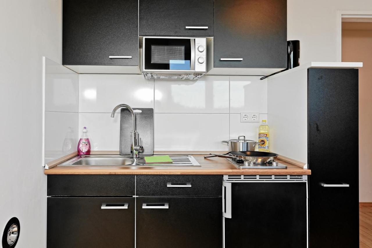 Stay&Dream - 75M² - Two Bedrooms - Kitchen - Netflix Essen Bagian luar foto