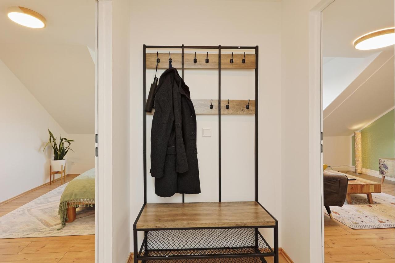 Stay&Dream - 75M² - Two Bedrooms - Kitchen - Netflix Essen Bagian luar foto